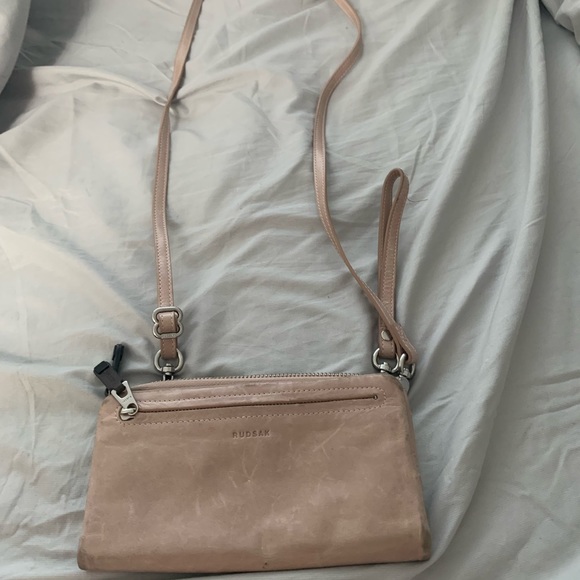 Rudsak wallet with strap - Picture 1 of 5